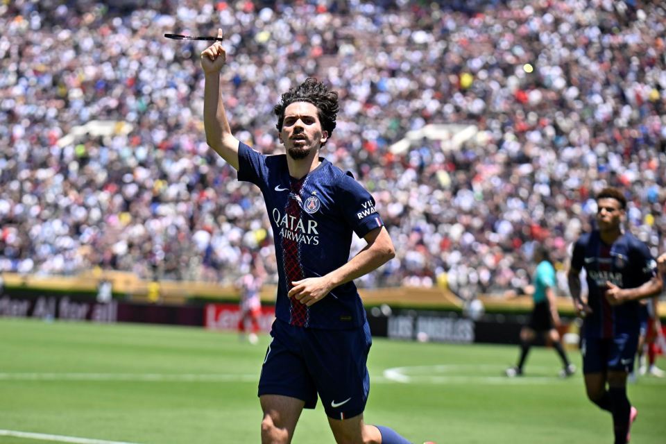 球迷们都松 球迷们都松