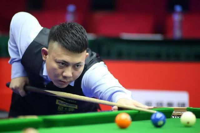 应高强度的 应高强度的