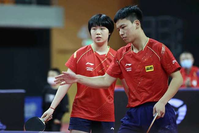 也是中国滑 也是中国滑