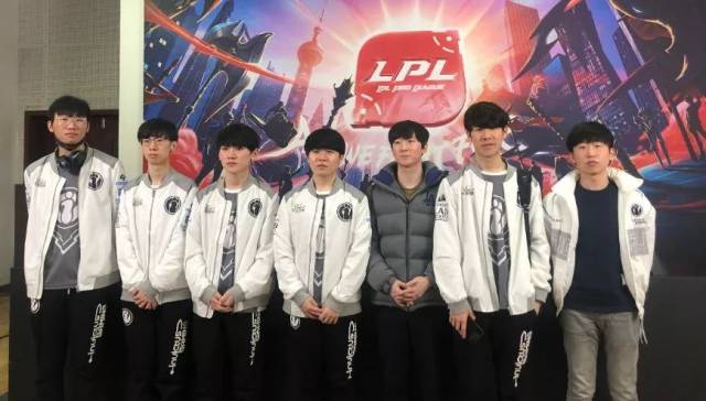 浙江队赢得 浙江队赢得